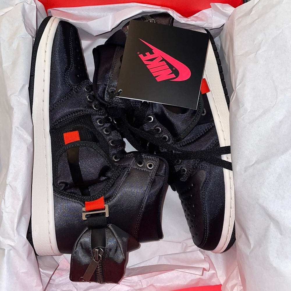 NWB - Mens Air Jordan 1 Utility SP - Size 7